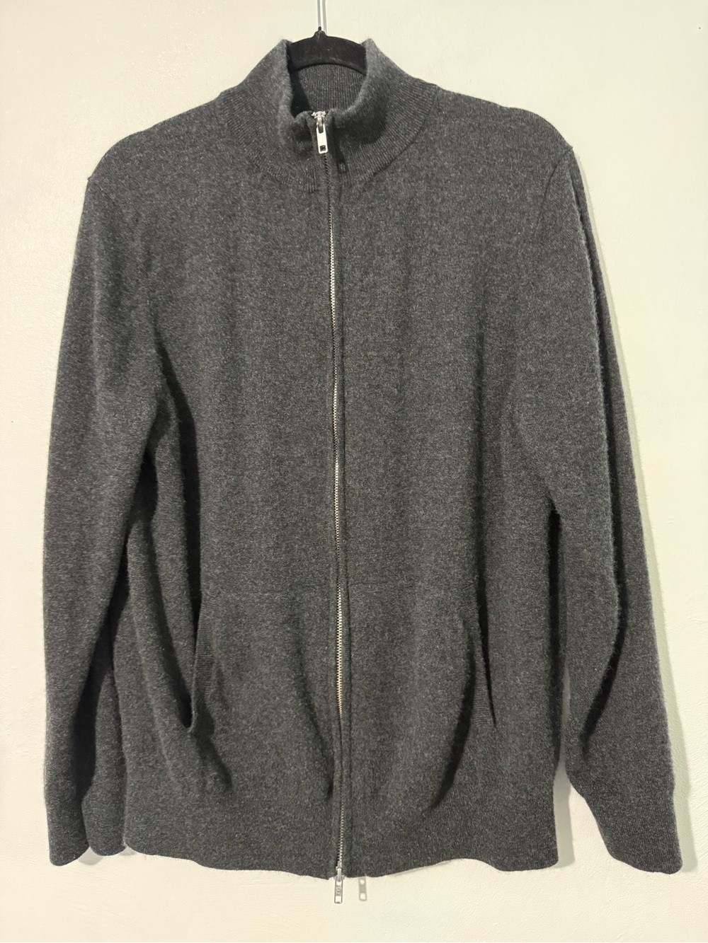 Quince Charcoal Gray 100% Mongolian Cashmere Zip Up Sweater